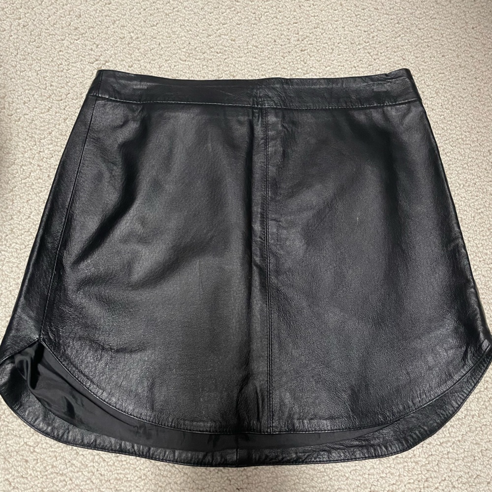 BB DAKOTA FAUX LEATHER SKIRT